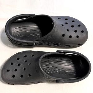 Black Crocs